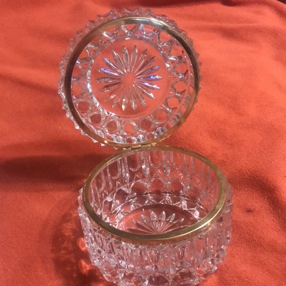 Vintage French Crystal Lidded Trinket Box - Picture 3 of 7